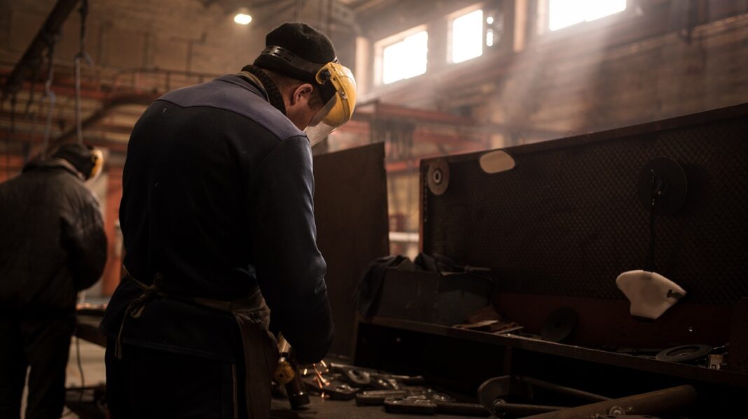 muncitor-7483207_1280