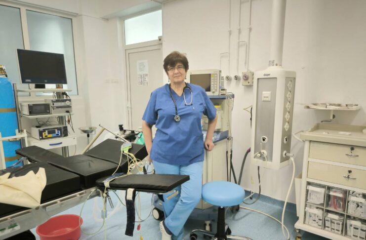 Dr. Doina Dana Călin a asistat la mii de operații în cele peste trei decenii de activitate la Spitalul CF Ploiești