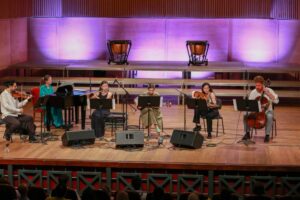 Artiștii sunt cei mai buni mesageri ai unei țări