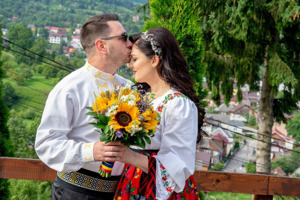 Dr. Sorina Dîngă Petrușan și-a întemeiat o familie în România și a decis să profeseze în țara în care s-a născut, sperând că și aici medicii vor primi respect la fel ca în străinătate.