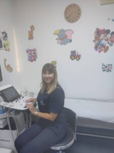 Dr. Simona Vasilache este adepta prevenției, îndemnându-i pe părinți să-și ducă micuții la medic