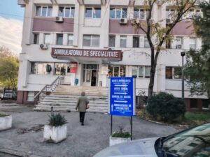 În Ambulatoriu de Sprecialitate din cadrul Spitalului CF Ploiești funcționează un compartiment de endoscopie și unul de gastroenterologie