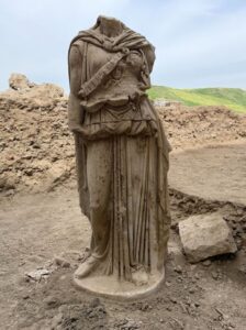 Statuia a fost descoperita în orașul antic Laodiceea din sud-vestul Turciei